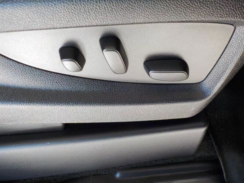 Used 2016 GMC Sierra 1500 SLT w/ All-Terrain Package image 28