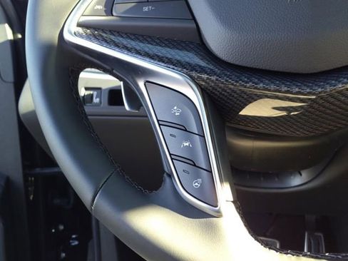 New 2025 Cadillac XT5 Sportv image 26