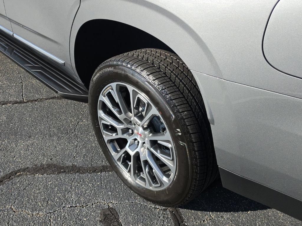 New 2026 GMC Yukon Denali AWD/4WD image 9