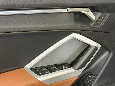 Certified 2025 Audi Q3 2.0T Premium Plus w/ Premium Plus Package image 14