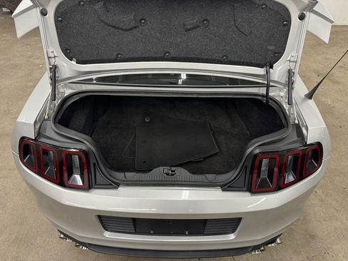Used 2013 Ford Mustang GT Premium w/ Comfort Pkg image 11