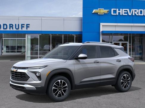New 2026 Chevrolet TrailBlazer LT w/ Convenience Package FWD image 2