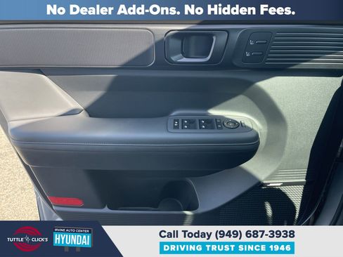 Certified 2025 Hyundai Santa Fe Calligraphy FWD image 20