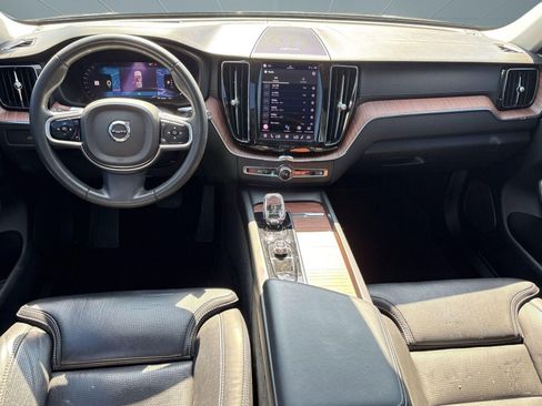 Certified 2023 Volvo XC60 B5 Ultimate AWD/4WD image 17