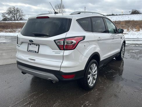 Used 2017 Ford Escape Titanium image 5