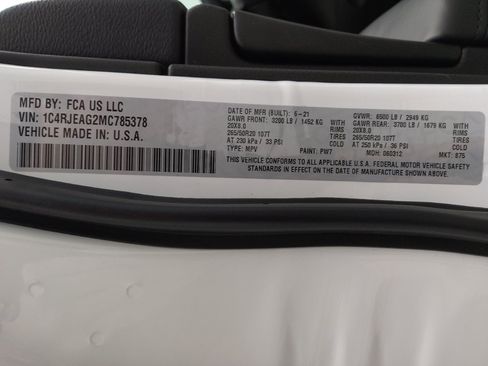 Used 2021 Jeep Grand Cherokee Laredo X RWD image 33