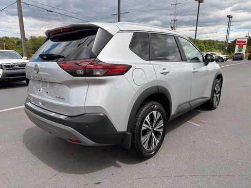 Certified 2023 Nissan Rogue SV w/ SV Premium B Package AWD/4WD image 5
