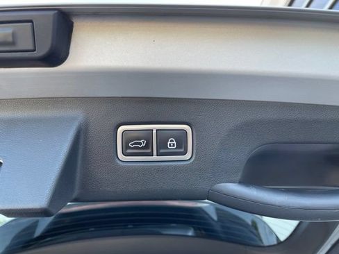Used 2023 Kia Sorento EX AWD/4WD image 32