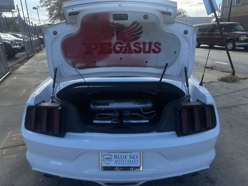 Used 2015 Ford Mustang Convertible w/ Equipment Group 051A image 17