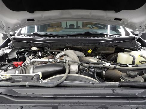 Used 2024 Ford F250 Platinum AWD/4WD image 32