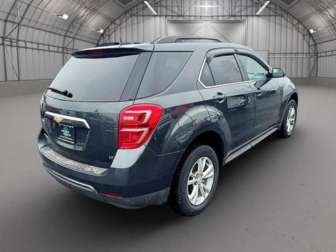 Used 2017 Chevrolet Equinox LT w/ Convenience Package image 5