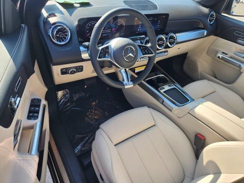New 2026 Mercedes-Benz GLB 250 4MATIC image 15