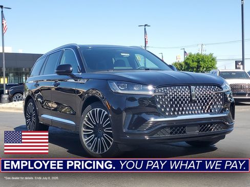 New 2026 Lincoln Aviator Black Label w/ Dynamic Handling Package AWD/4WD image 1