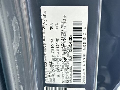 Used 2025 Toyota Tacoma SR5 AWD/4WD image 19