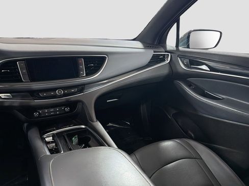 Used 2022 Buick Enclave Essence w/ Experience Buick Package AWD/4WD image 25
