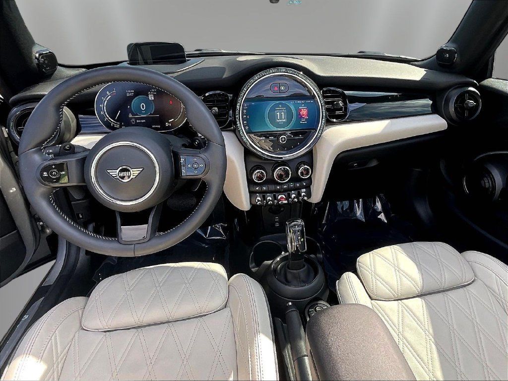 Used 2024 MINI Cooper S FWD image 7