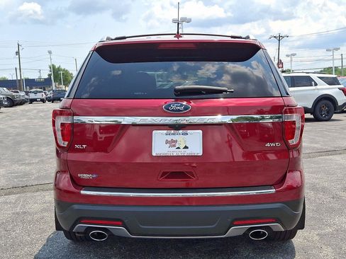 Certified 2018 Ford Explorer XLT w/ Equipment Group 202A AWD/4WD image 5