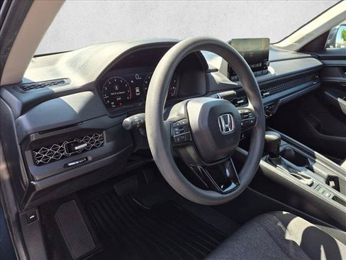 Used 2025 Honda Accord SE image 10