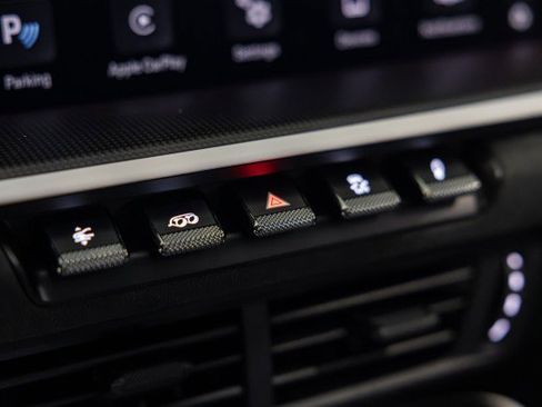 Used 2025 Porsche 911 Carrera GTS image 22