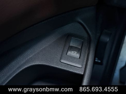 Used 2023 BMW 430i Convertible w/ M Sport Package RWD image 25