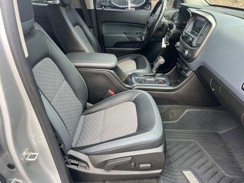 Used 2018 Chevrolet Colorado Z71 image 13