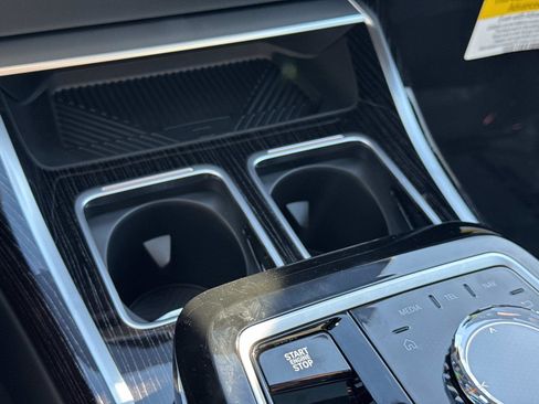 New 2026 BMW 740i w/ Premium Package image 19