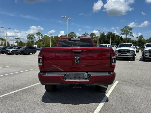 Used 2023 RAM 2500 Laramie w/ Night Edition AWD/4WD image 4