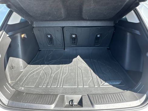 Used 2025 Chevrolet Trax LT w/ Driver Confidence Package image 18