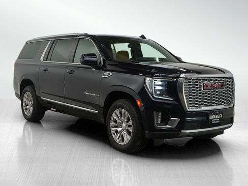 Used 2021 GMC Yukon XL Denali AWD/4WD image 9