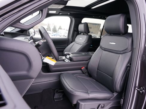 New 2025 Ford Expedition Platinum w/ Stealth Performance Package image 13