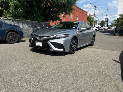Used 2023 Toyota Camry SE w/ Convenience Package