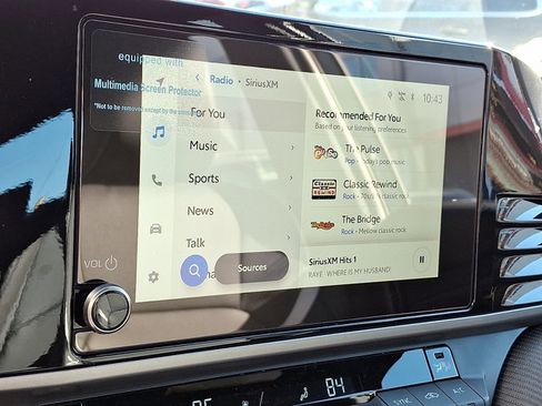 Used 2026 Toyota Camry SE image 15