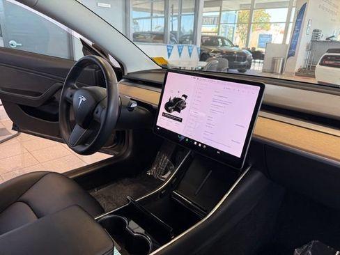 Used 2019 Tesla Model 3 Long Range AWD/4WD image 24