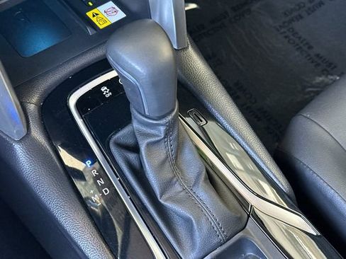 Certified 2022 Toyota Corolla Cross XLE FWD image 26