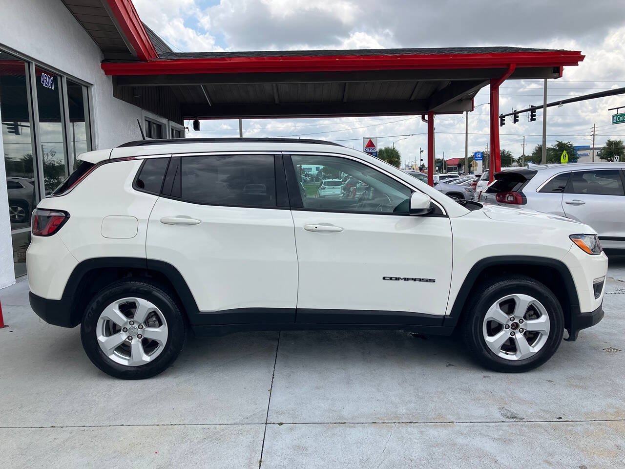 Used 2018 Jeep Compass Latitude w/ Popular Equipment Group AWD/4WD image 15