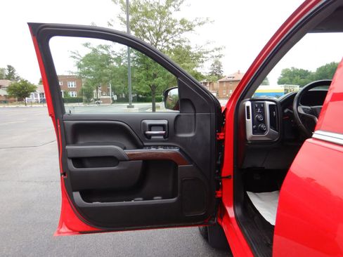 Used 2016 GMC Sierra 1500 SLE w/ SLE Value Package image 11