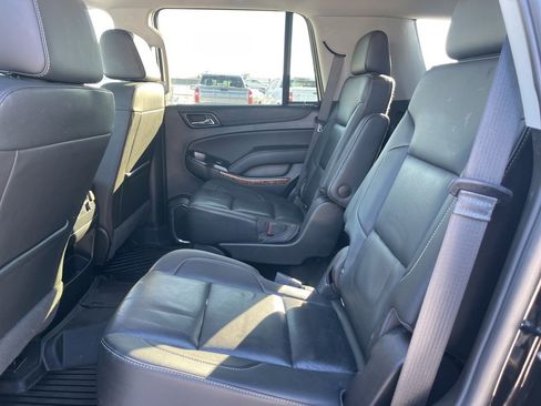 Used 2019 Chevrolet Tahoe Premier w/ RST 6.2L Performance Edition image 17