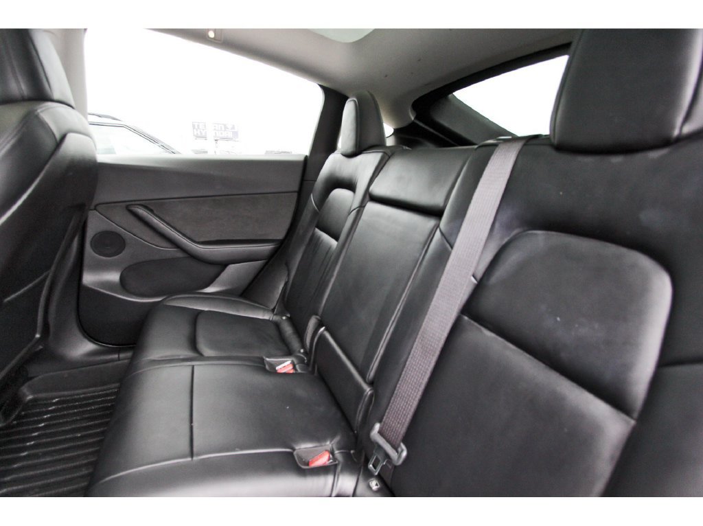 Used 2020 Tesla Model Y Long Range AWD/4WD image 27