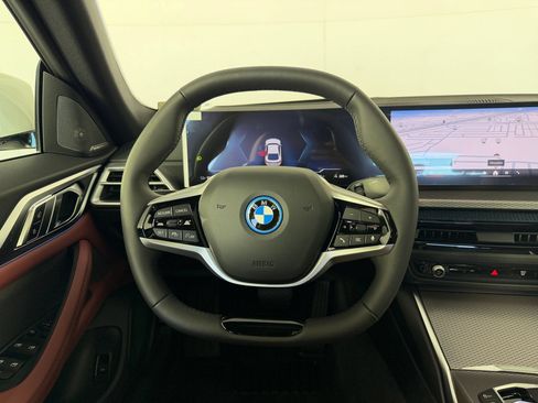Used 2026 BMW i4 eDrive40 w/ Premium Package RWD image 11