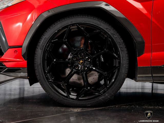 Used 2023 Lamborghini Urus Performante AWD/4WD image 22