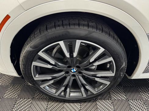 Used 2020 BMW X7 xDrive40i w/ Premium Package AWD/4WD image 21