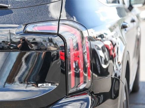 New 2025 Kia Telluride EX image 9