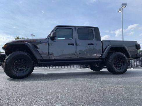Used 2024 Jeep Gladiator Mojave w/ Safety Group AWD/4WD image 5