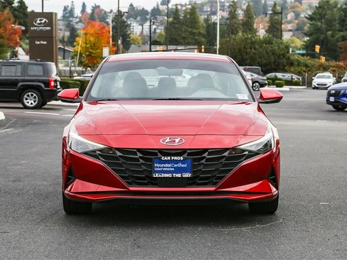 Certified 2023 Hyundai Elantra SEL w/ Convenience Package image 3