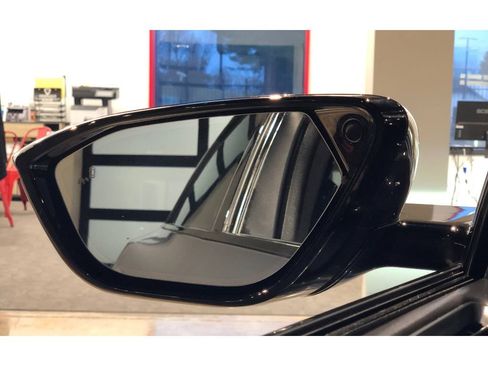 Used 2024 Lucid Air Pure image 35