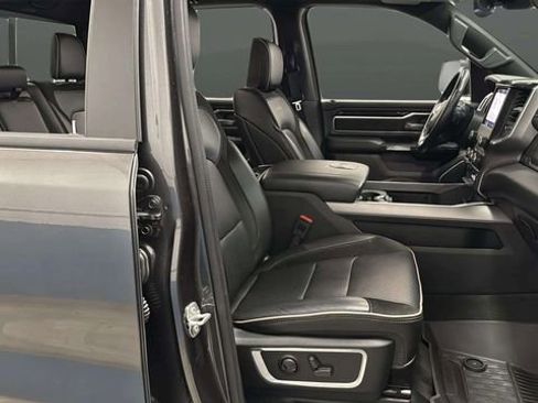 Used 2022 RAM 1500 Laramie w/ Sport Appearance Package AWD/4WD image 32