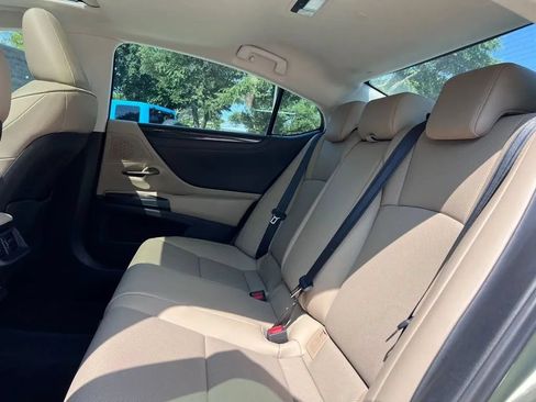 Used 2020 Lexus ES 350 w/ Accessory Package 2 FWD image 20