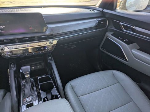 Used 2022 Kia Telluride EX w/ EX Premium Package image 19