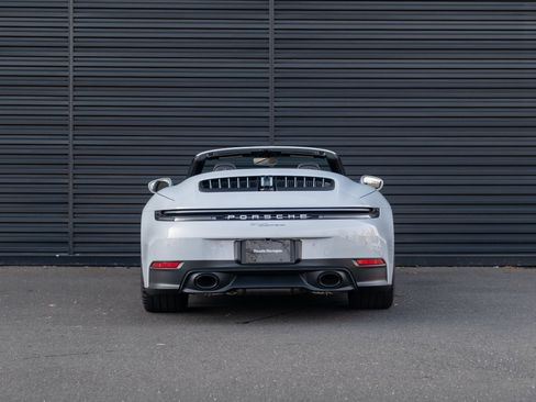 Certified 2025 Porsche 911 Carrera image 7