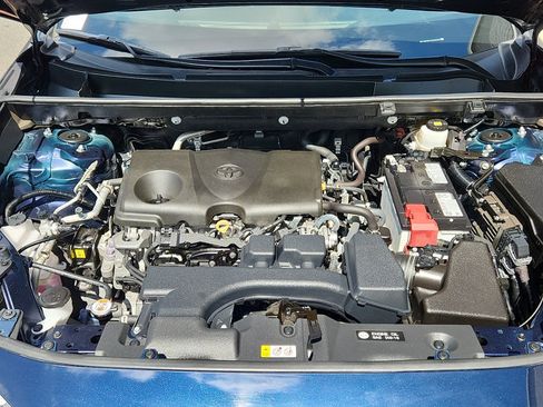 Used 2025 Toyota RAV4 XLE FWD image 27
